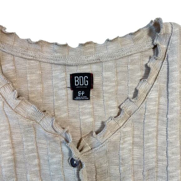 BDG Tan Ruffle Crop Top - Picture 2 of 5